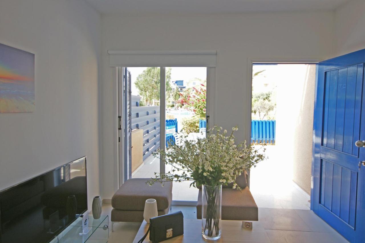 Resitour - Kings Palace Paphos ภายนอก รูปภาพ