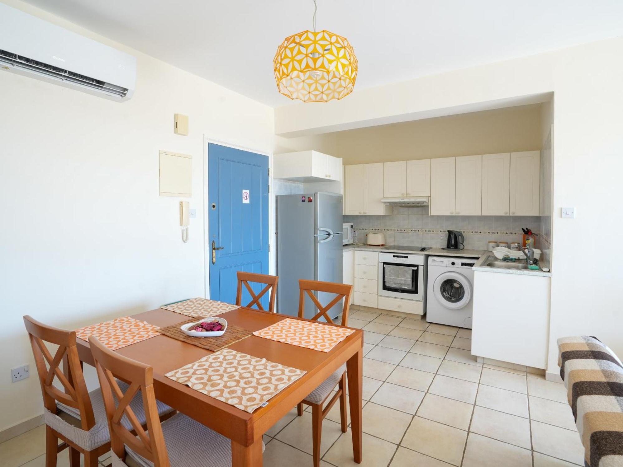 Resitour - Kings Palace Paphos ภายนอก รูปภาพ